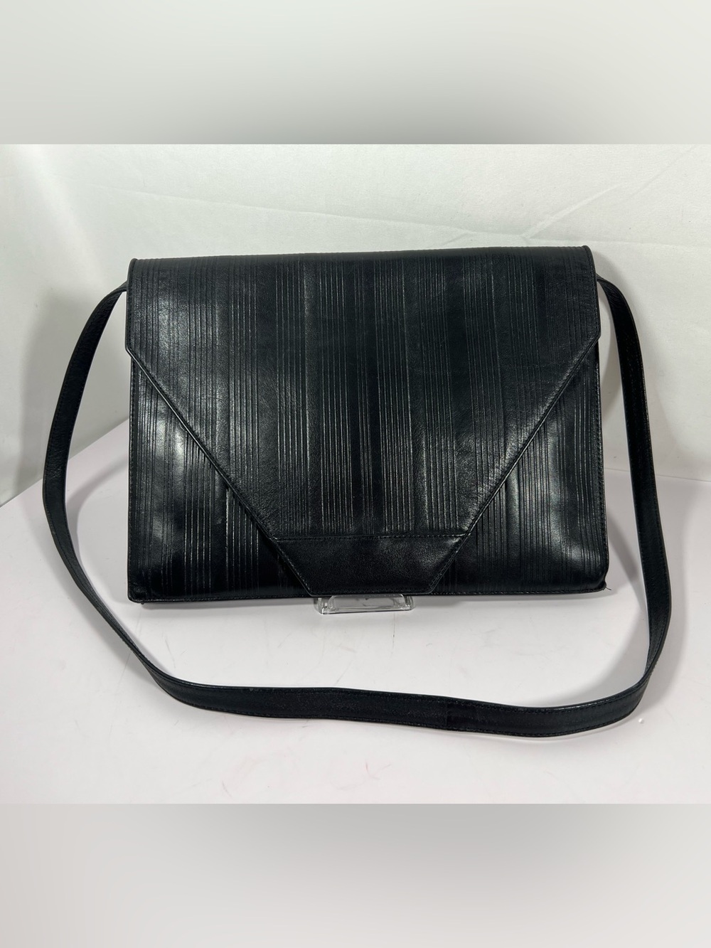 3119: Gianni Versace Black Textured Leather Envelope Shoulder Bag